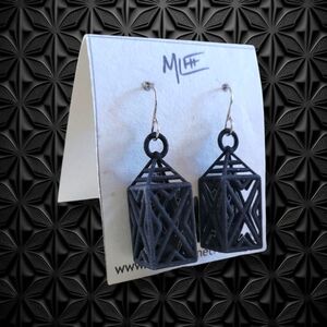 MLEH | NWOT Cute Unique 3D Printed Black Coal Cage Earrings